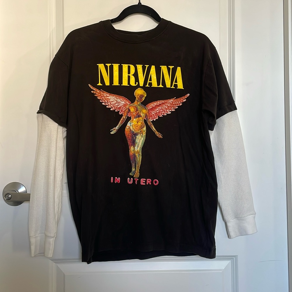 Urban Outfitters Nirvana Tee size Small